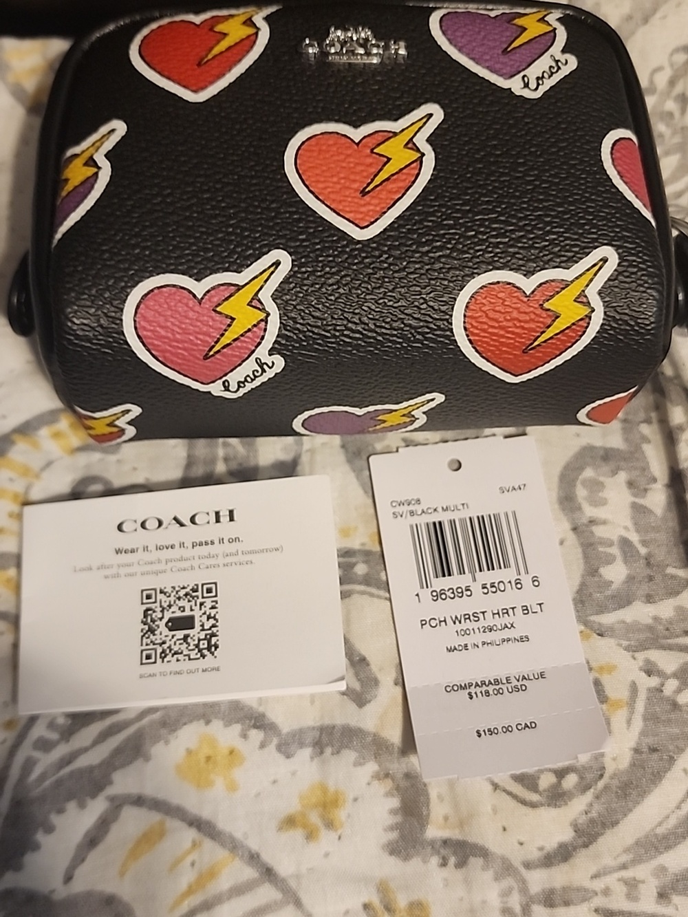 Coach Black Leather Wristlet with Lightning Heart Patches - Picture 6 of 6